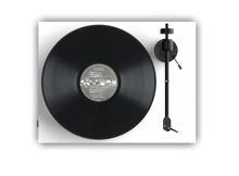 Pro-Ject E1 PHONO + OM5e (11)