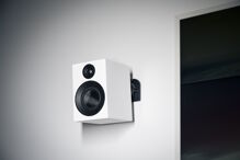 Pro-Ject Wallmount SB3 - Nástěnné držáky pro reproduktory, 2 ks, černé (4)