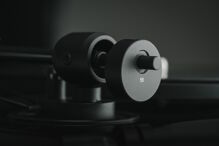 Pro-Ject E1.2 PHONO High Gloss Black + Pick it MM E (14)