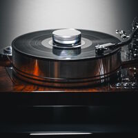Pro-Ject  Record Puck RS - BRASS CHROME - přítlačné závaží 1030 g (2)